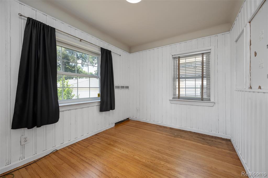 16713 Glastonbury Road, Detroit, MI 48219 — Photo 9