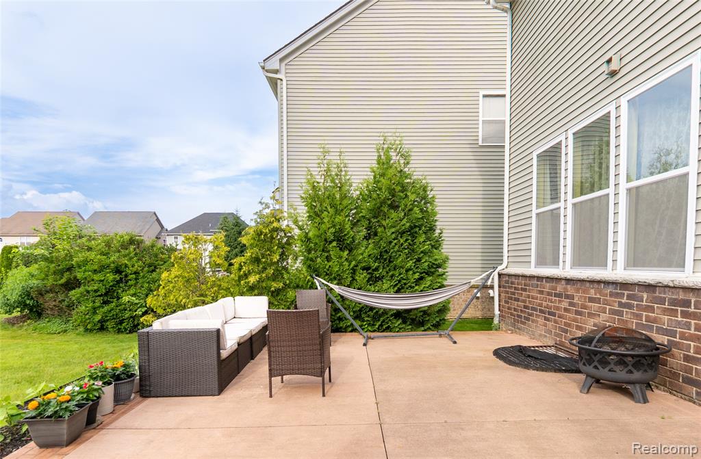 51224 Luke Lane, Novi, MI — Photo 50