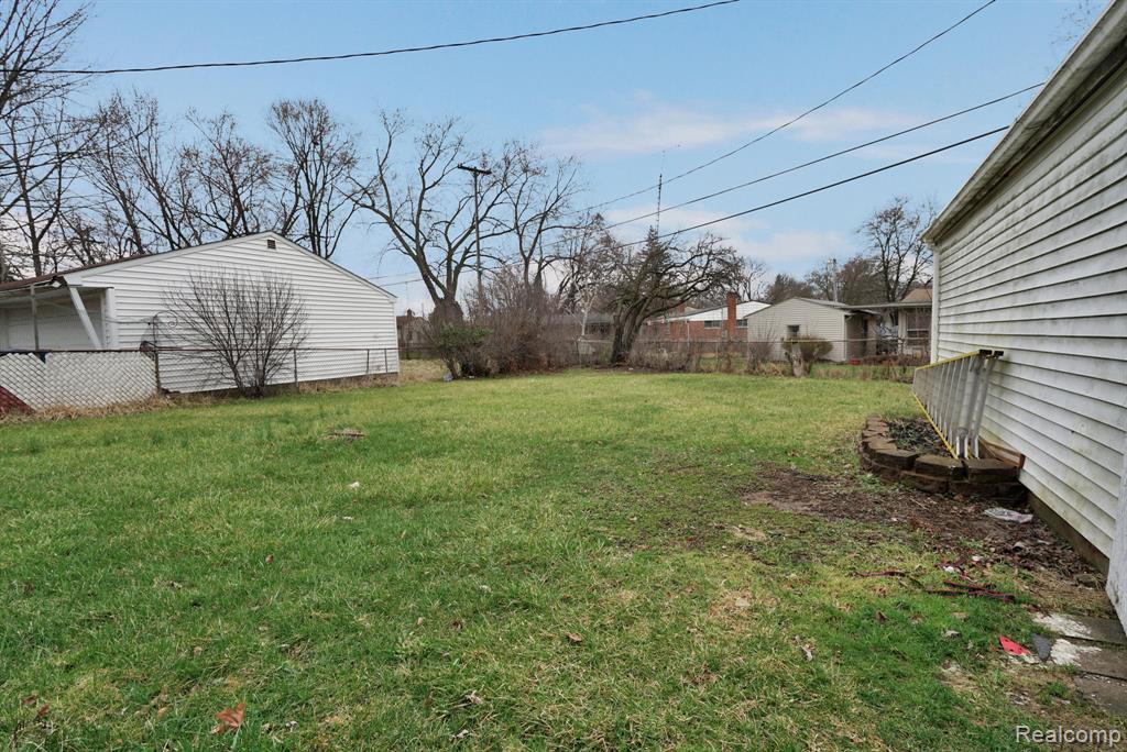5616 Griggs Drive, Flint, MI 48504 — Photo 18