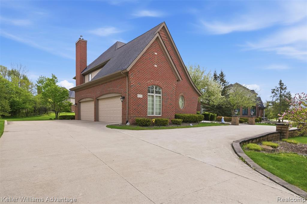 16156 Pine Valley Drive, Northville, MI 48168 — Photo 5