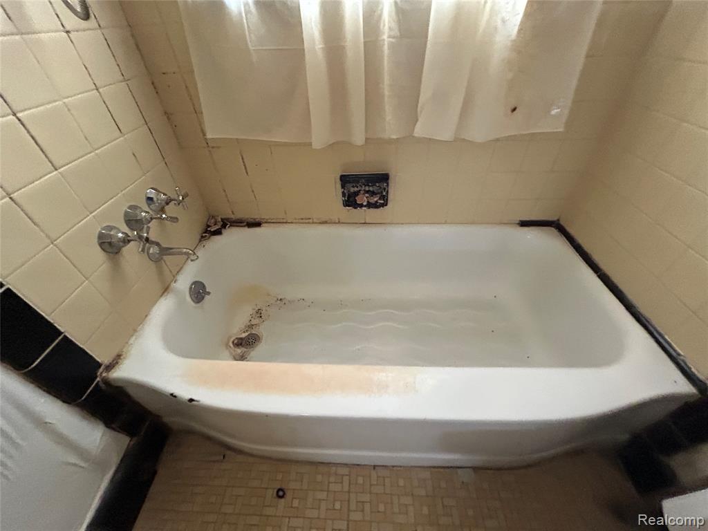 12219 Stout Street, Detroit, MI 48228 — Photo 31