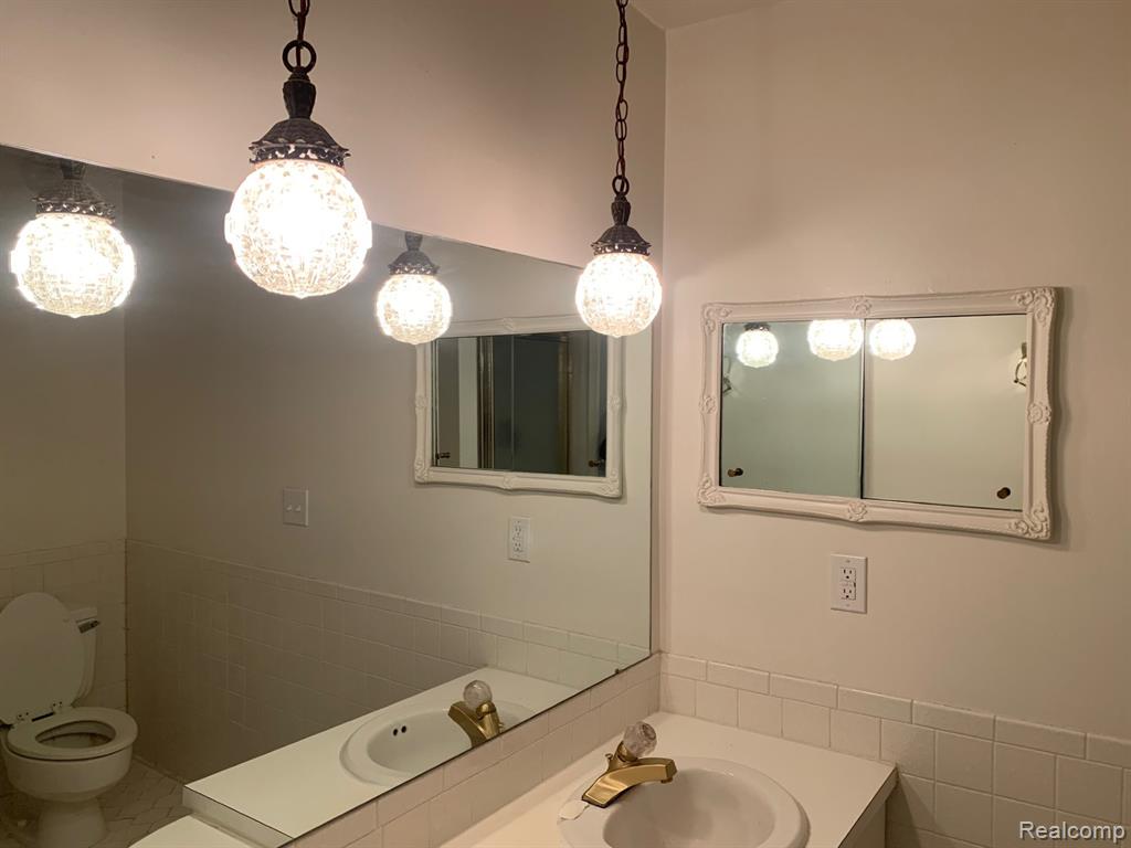 42160 Woodward Avenue Avenue, Bloomfield Hills, MI 48304 — Photo 26