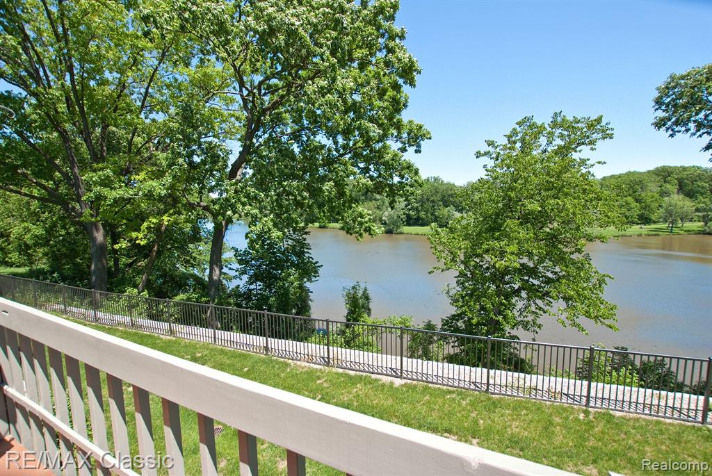 218 Whitlock Street, 10, Saline, MI 48176 — Photo 6