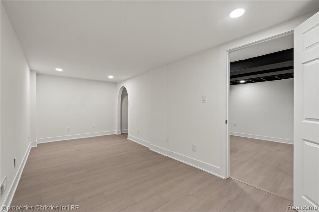 38590 Superior Street, Romulus, MI 48174 — Photo 24