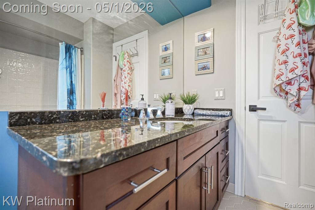2739 Riverside Drive, Port Huron, MI 48060 — Photo 37