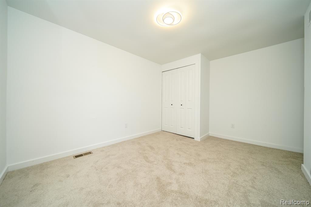 45293 Heatherwoode Lane, Macomb, MI 48044 — Photo 55