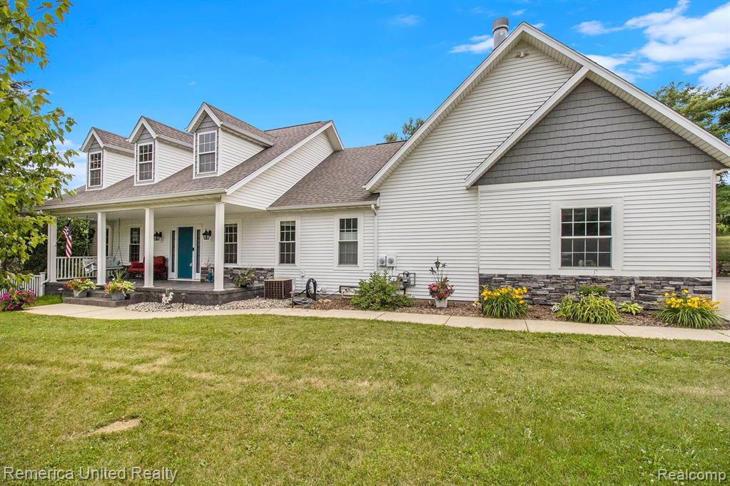 6740 HERBST Road, Brighton, MI 48114 — Photo 2