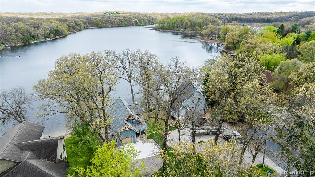 608 Island Lake Road, Chelsea, MI 48118 — Photo 31
