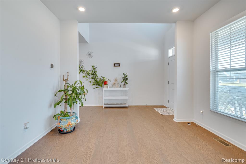 8580 Pioneer Street, Washington, MI — Photo 20