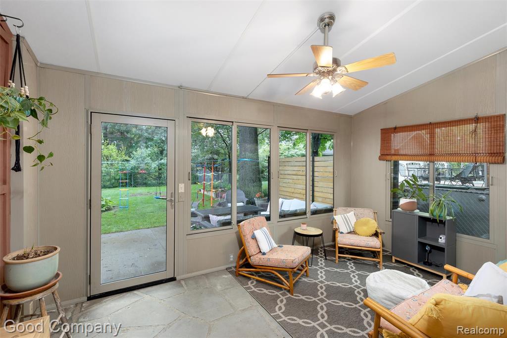 641 W WOODLAND Street, Ferndale, MI 48220 — Photo 26