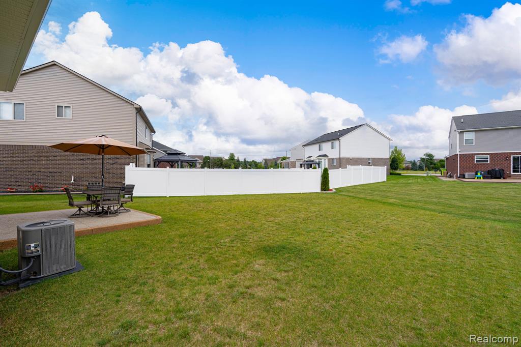 48904 Carnegie Way, Macomb, MI 48042 — Photo 6