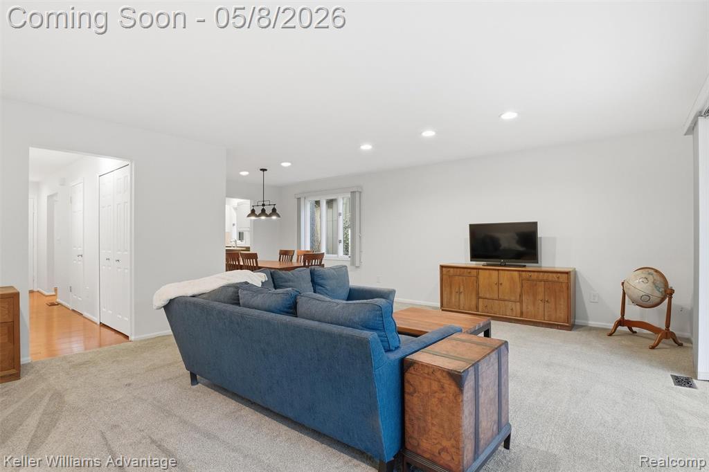 6545 Red Cedar Lane, West Bloomfield, MI 48324 — Photo 11