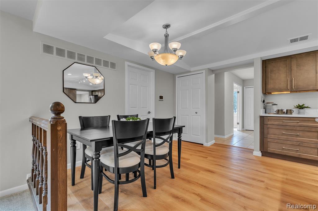 5310 Pond Bluff Drive, West Bloomfield, MI 48323 — Photo 26