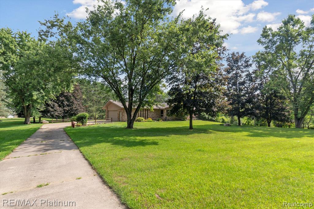 3200 Patterson Lake Road Road, Pinckney, MI 48169 — Photo 25