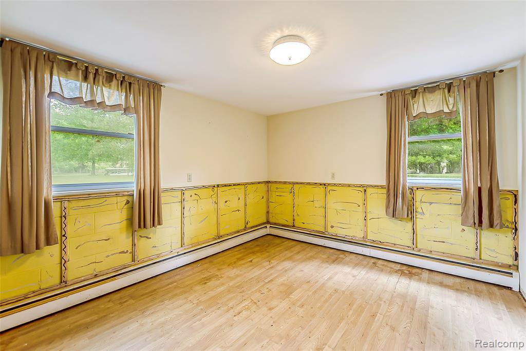 1165 Camelot Drive, Pinckney, MI 48169 — Photo 24