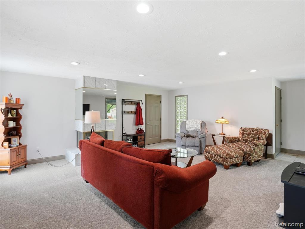 37843 Emery Street, Clinton Twp, MI 48036 — Photo 7