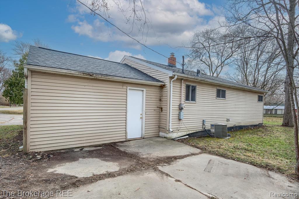 4093 Coral Street, Burton, MI 48509 — Photo 6