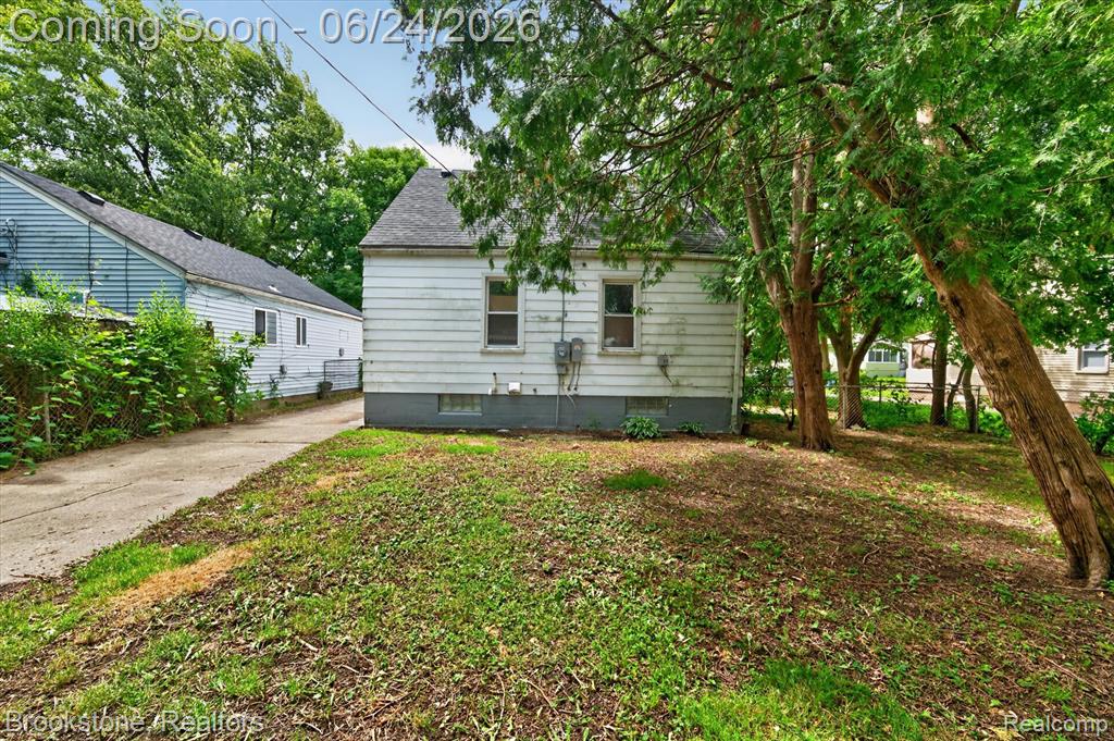 7203 Orchard Avenue, Warren, MI 48091 — Photo 36