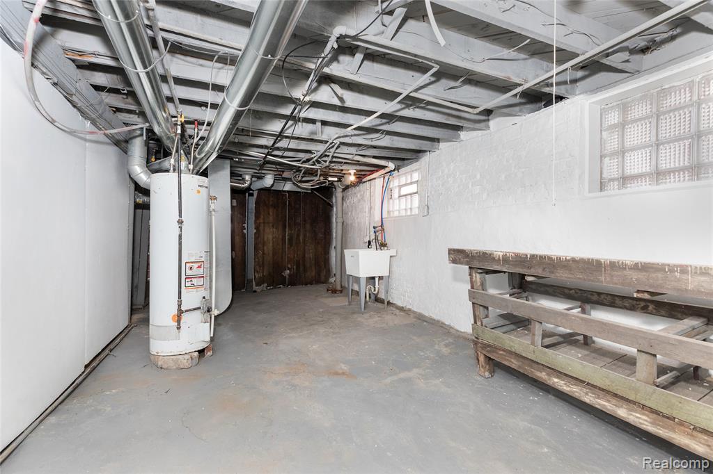 643 Navahoe Street, Detroit, MI 48215 — Photo 16
