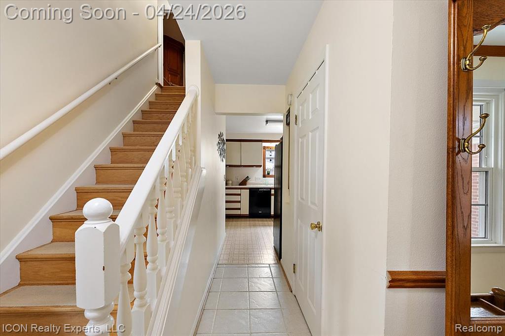 32347 Farmersville Road, Farmington, MI 48334 — Photo 24