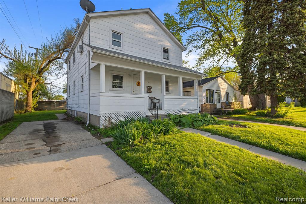 31 W BARRETT Avenue, Madison Heights, MI 48071 — Photo 2
