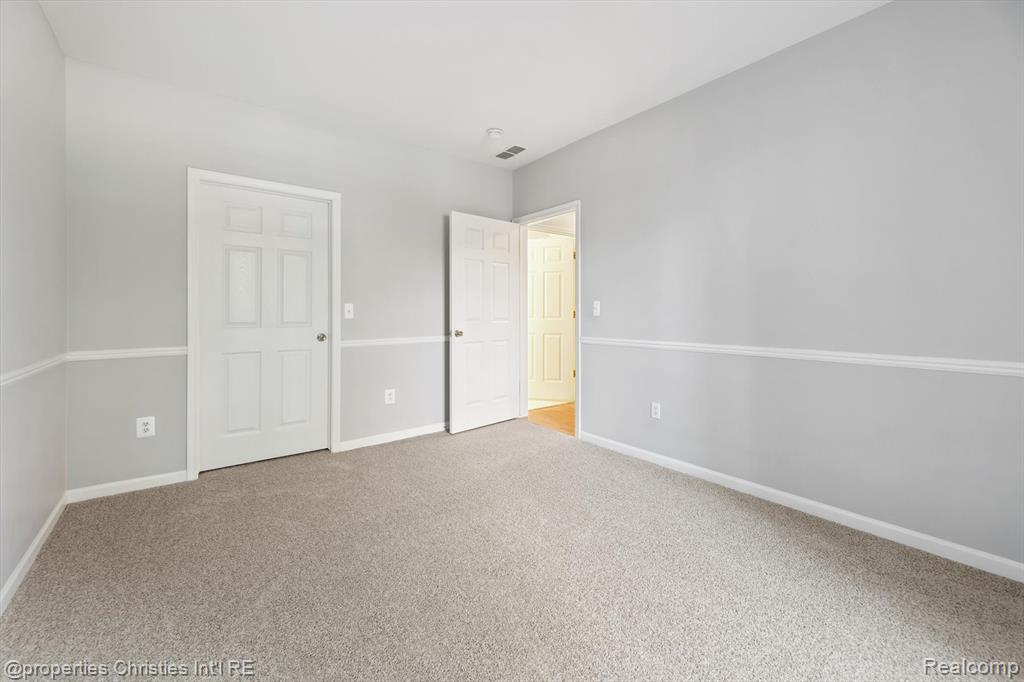 16865 Carriage Way, Northville, MI 48168 — Photo 26