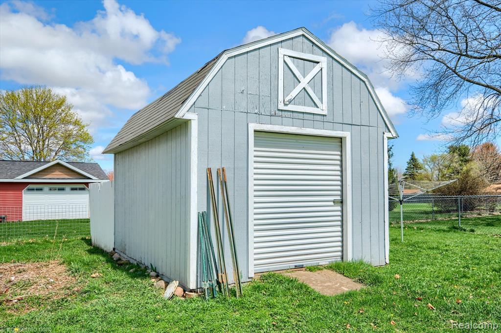 950 Alfalfa Drive, Lapeer, MI 48446 — Photo 34