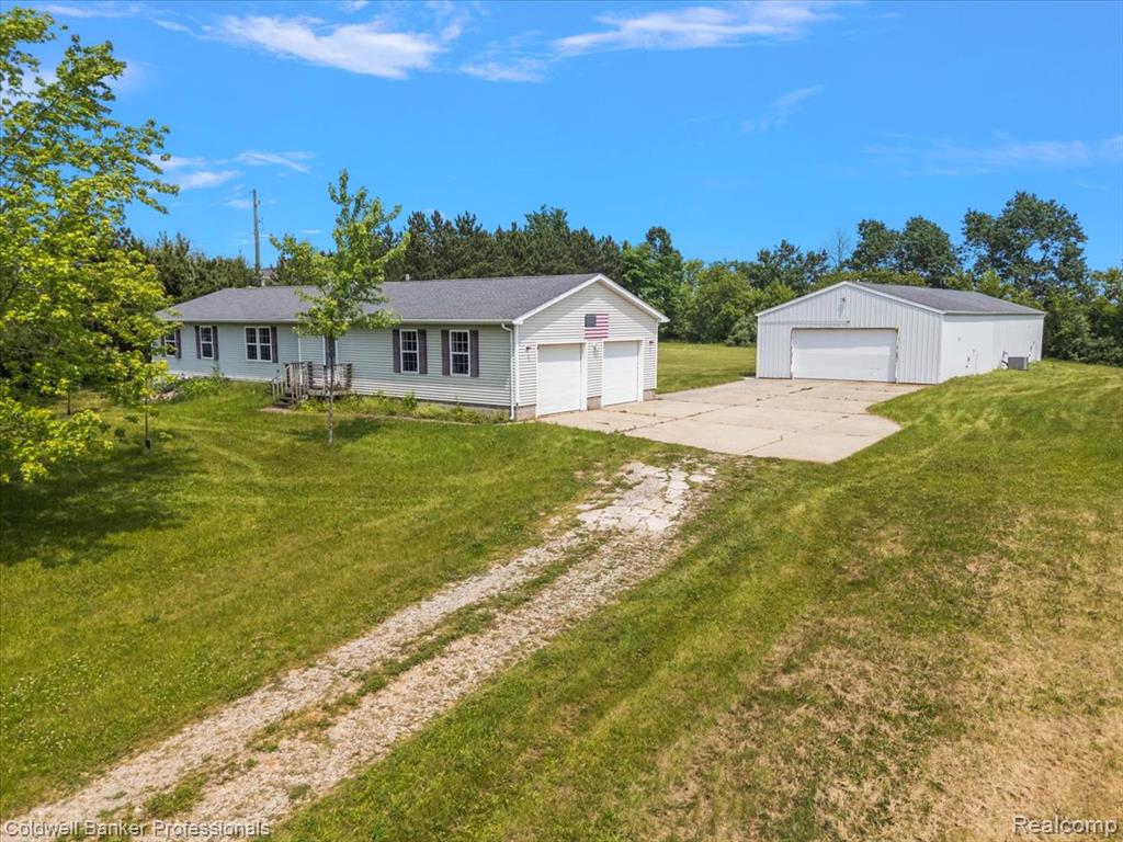 5714 Five Lakes Road, North Branch, MI 48461 — Photo 8