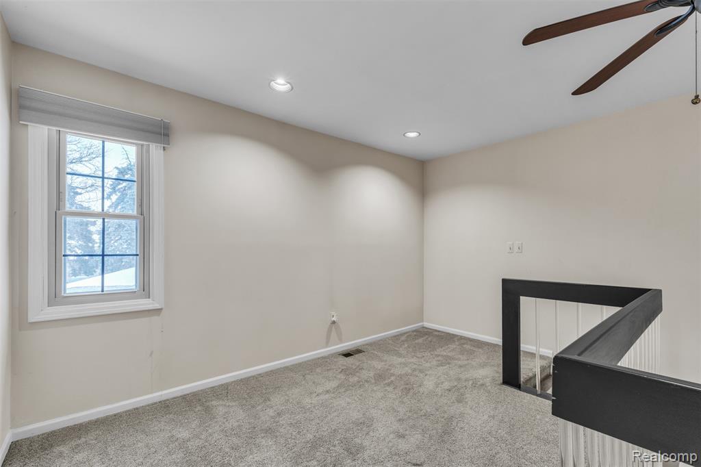 49285 Ashley Court, Shelby Twp, MI 48315 — Photo 34