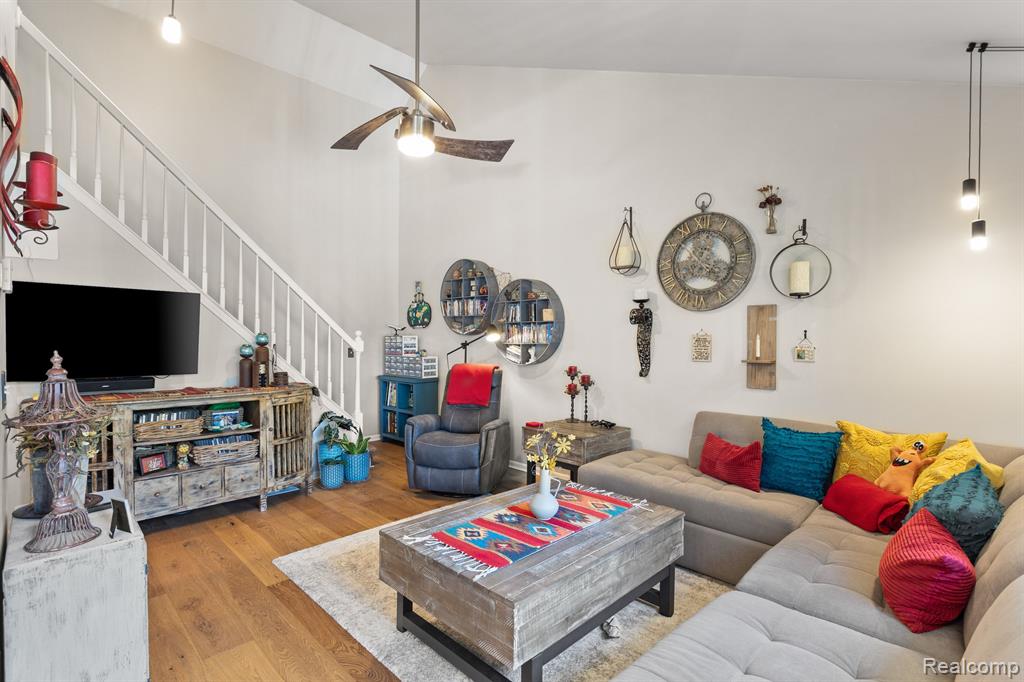 1686 CHRISTOPHER Drive, Canton, MI 48188 — Photo 4
