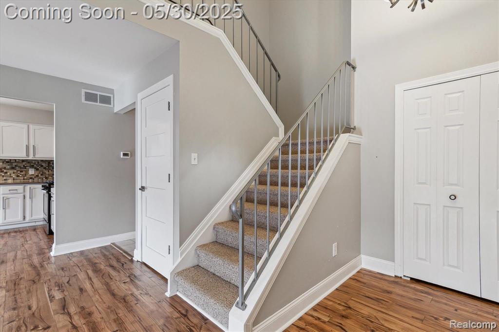 45127 Fair Oaks Drive, Canton, MI 48187 — Photo 18