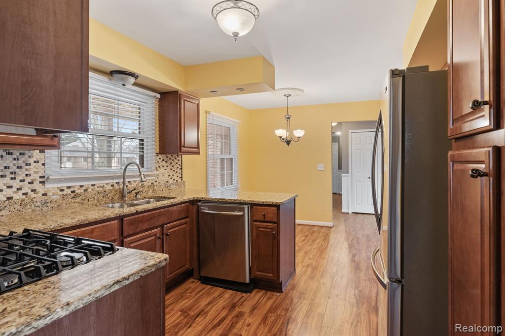 45572 N TURTLEHEAD, Plymouth, MI 48170 — Photo 13