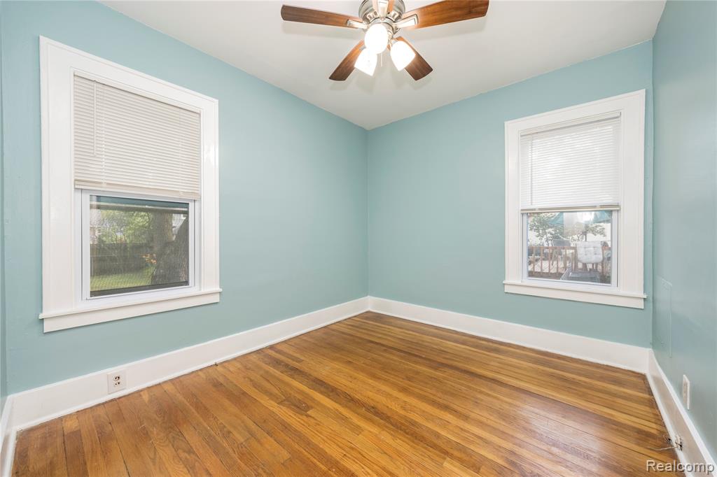 421 W Troy Street, Ferndale, MI 48220 — Photo 15