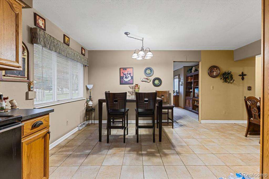 49222 Fairchild Road, Macomb, MI 48042 — Photo 10