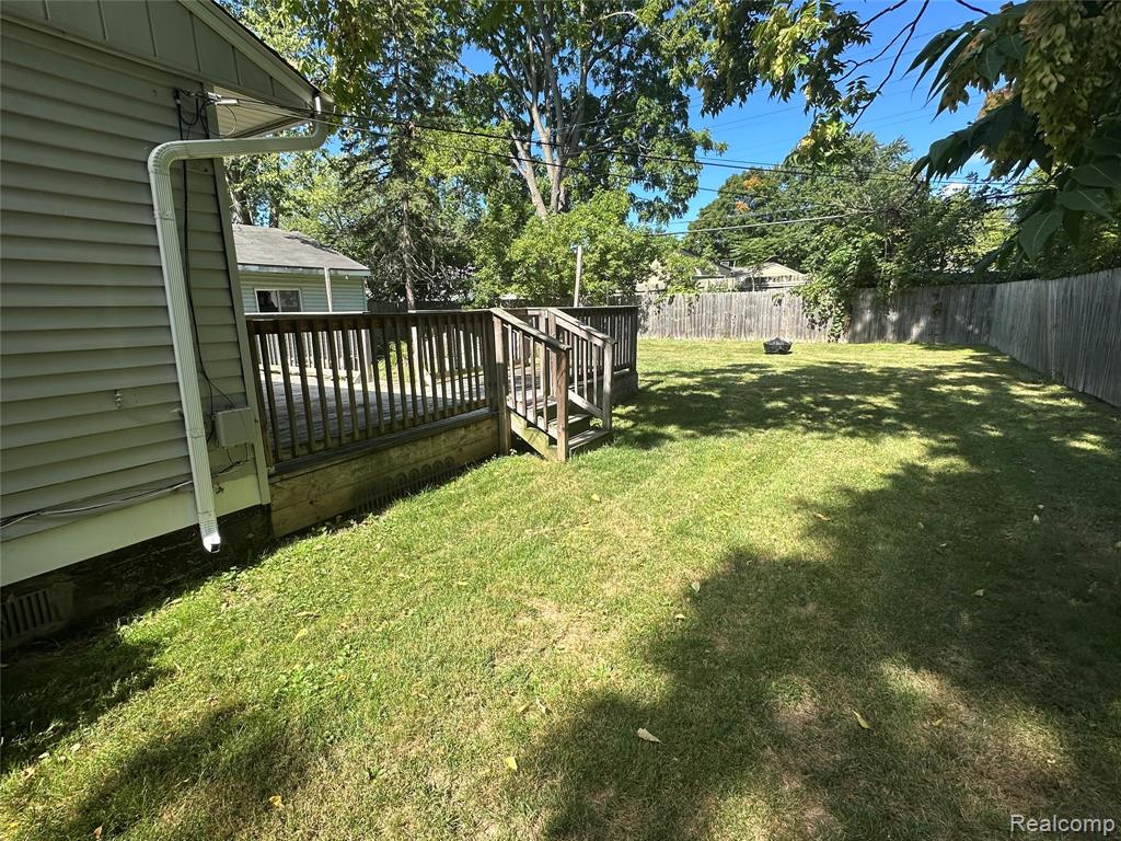 6426 Williams Lake Road, Waterford, MI 48329 — Photo 3