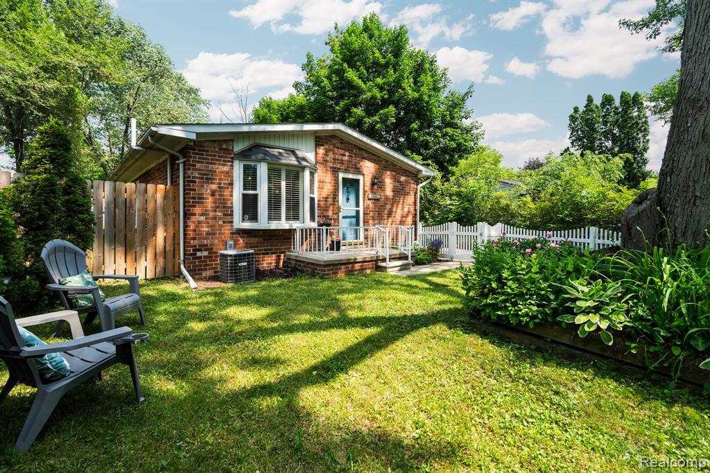 3341 Creek Drive, Ann Arbor, MI 48108 — Photo 43