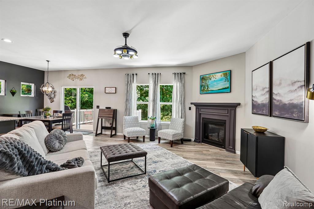 2963 Blue Sky Drive, Howell, MI 48843 — Photo 3
