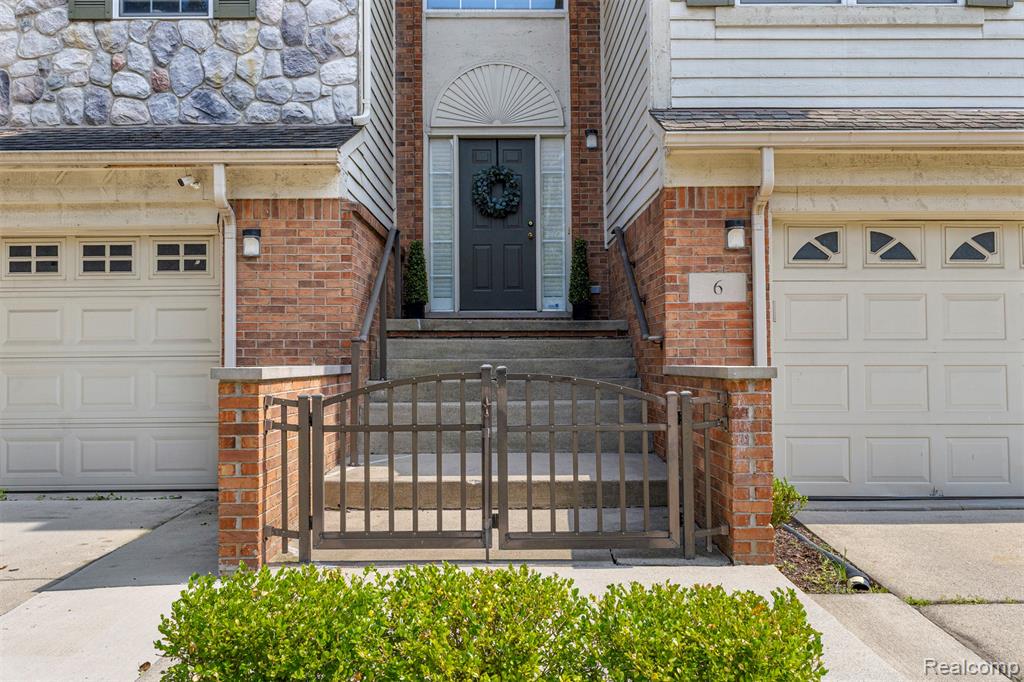6 Bradford Court, Dearborn, MI 48126 — Photo 3
