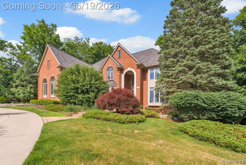 7061 Trailway Court, West Bloomfield, MI — Photo 3