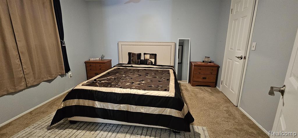 894 YORKTOWN, Northville, MI 48167 — Photo 27