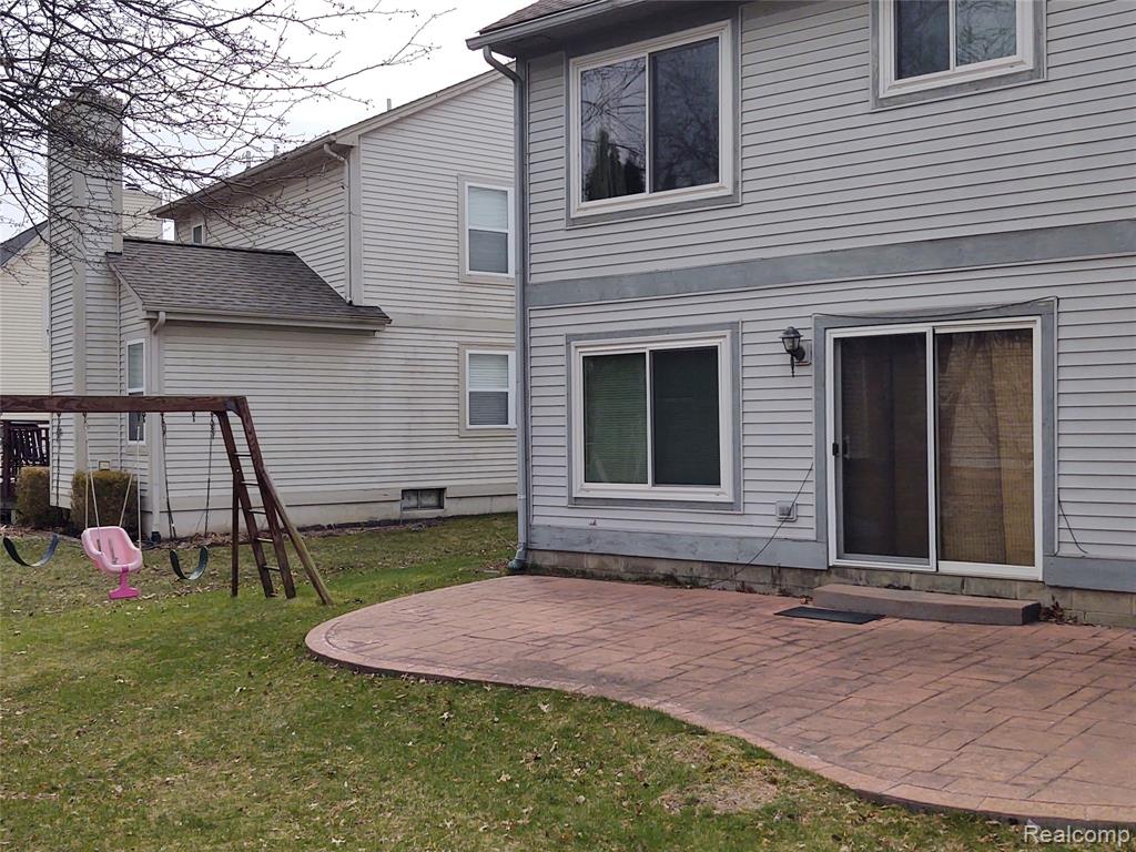 1432 Pond View Court, Wixom, MI 48393 — Photo 24