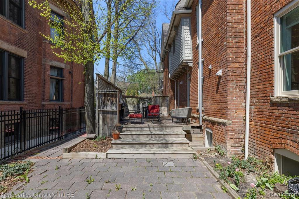 691 W CANFIELD Street, Detroit, MI 48201 — Photo 3