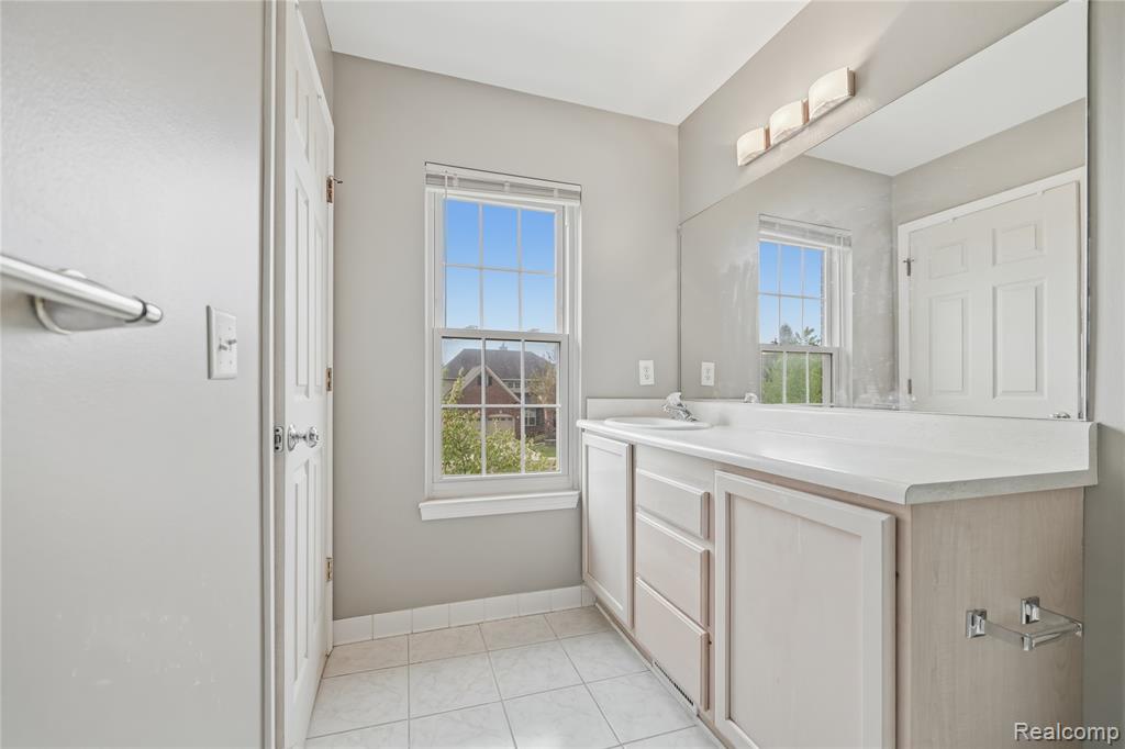 41782 Brownstone Drive, Novi, MI 48377 — Photo 21