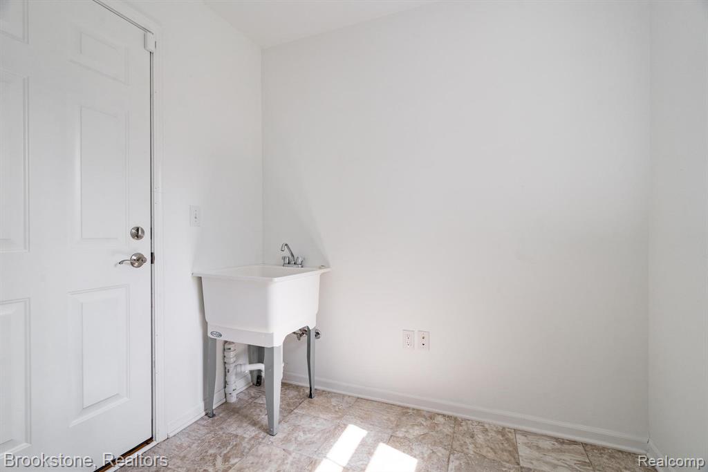 512 Midland Boulevard, Royal Oak, MI 48073 — Photo 25