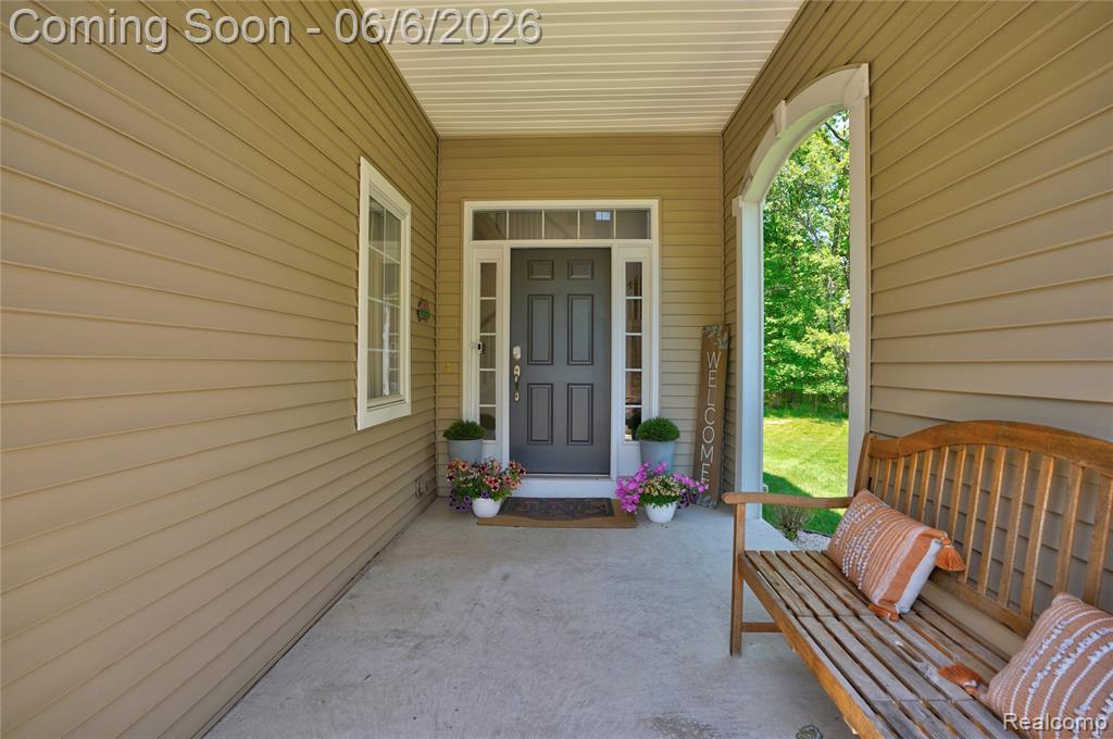 10242 Beacon Court, Grand Blanc, MI 48439 — Photo 69