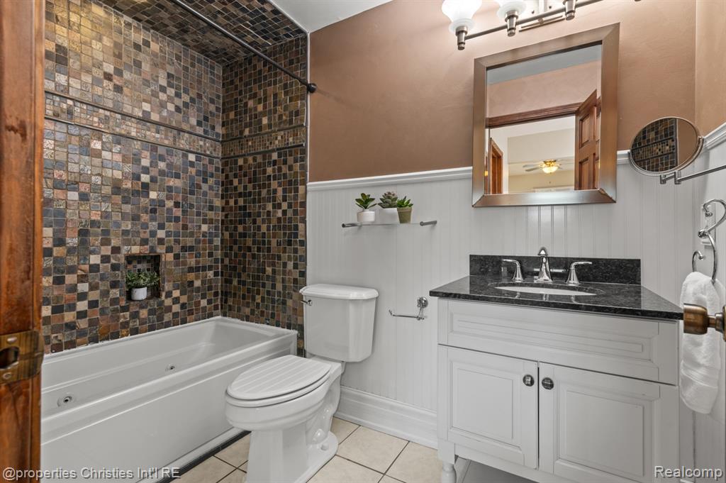 958 New Haven Court, Northville, MI 48167 — Photo 14