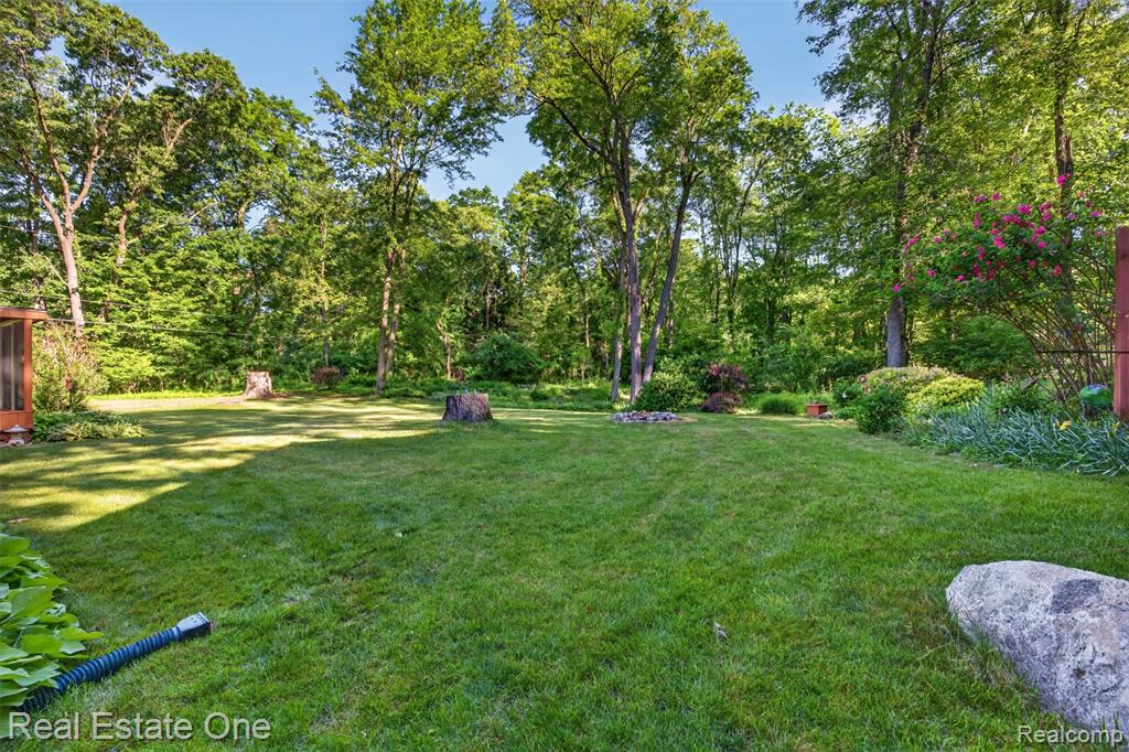 5466 Grange Hall Road, Holly, MI 48442 — Photo 13