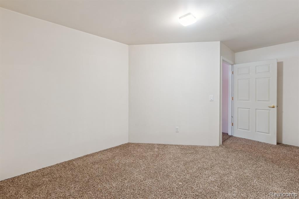 3990 S Sashabaw Road, Clarkston, MI 48348 — Photo 17