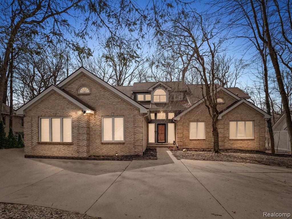 7111 Elder Court S, West Bloomfield, MI 48324 — Photo 5