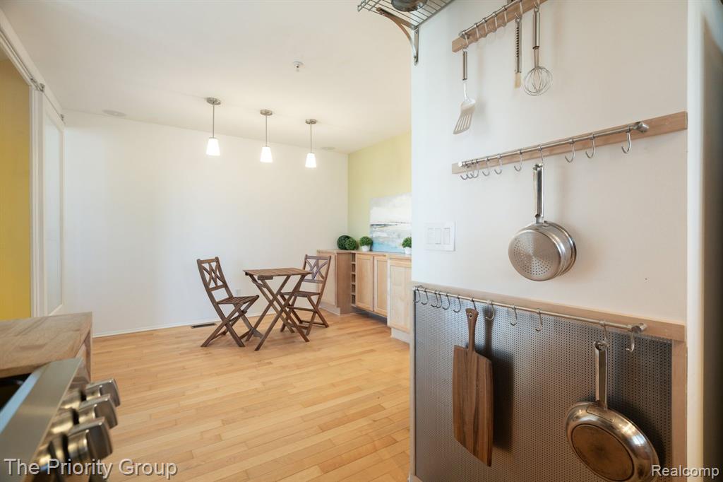 108 EVERGREEN Trail, Lake Orion, MI 48362 — Photo 17